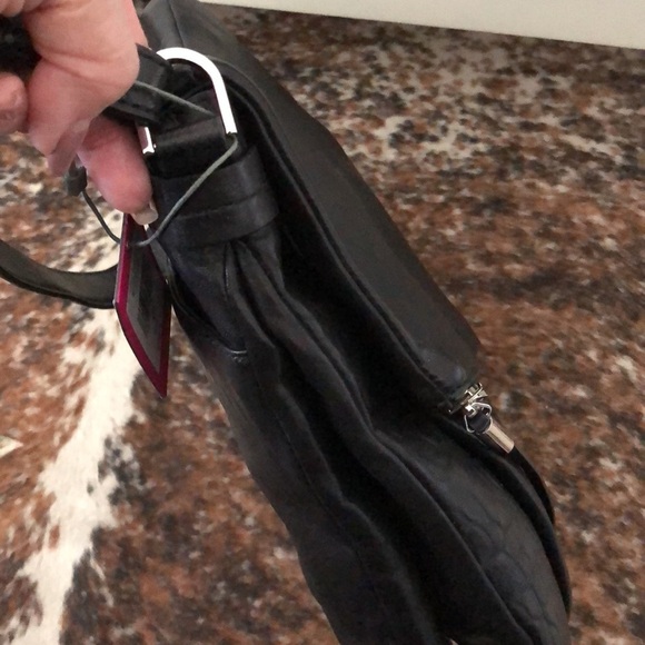 VINCE CAMUTO Shoulder Hobo Black NWT - Picture 12 of 13